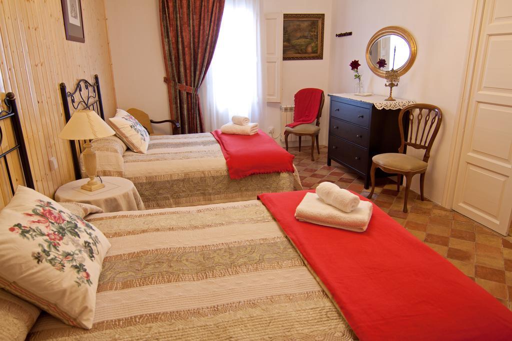 Casa Rural La Casona Urrea de Gaen Zimmer foto